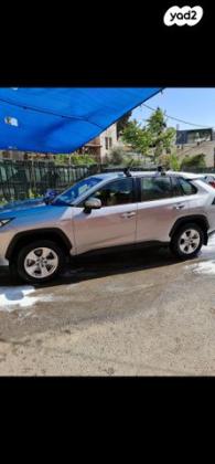 טויוטה RAV4 הייבריד E-volve הייבריד אוט' 2.5 (178 כ''ס) בנזין 2020 למכירה בירושלים