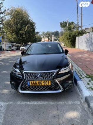 לקסוס CT200H Premium הייבריד אוט' 1.8 (99 כ"ס) בנזין 2018 למכירה ברמת גן