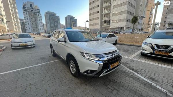 מיצובישי אאוטלנדר Intense אוט' 7 מק' 2.0 (150 כ"ס) בנזין 2019 למכירה באשקלון