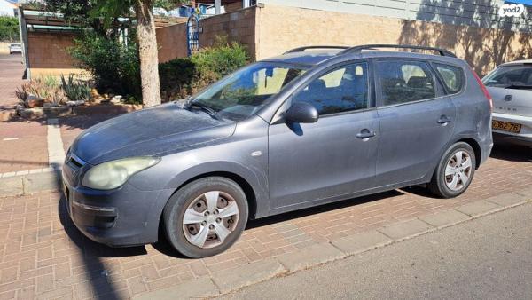 יונדאי i30CW Inspire סטיישן אוט' 1.6 (126 כ''ס) בנזין 2010 למכירה בכפר יונה