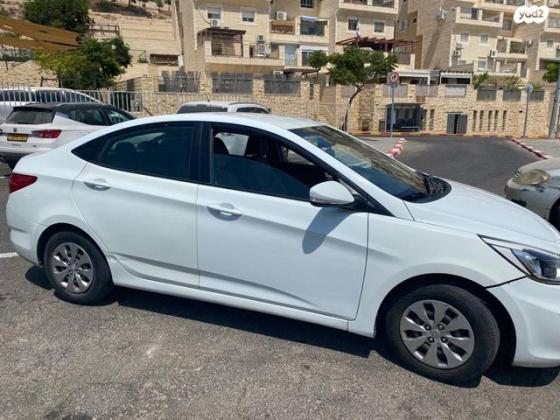 יונדאי i25 Inspire אוט' 1.6 (124 כ"ס) בנזין 2015 למכירה בירושלים