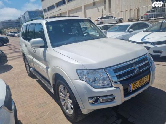 מיצובישי פג'רו ארוך 4X4 Dakar אוט' דיזל 7 מק' 3.2 (190 כ"ס) דיזל 2017 למכירה בנתניה