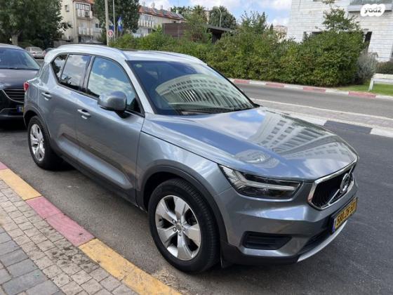 וולוו XC40 T4 Momentum Plus אוט' 2.0 (190 כ''ס) בנזין 2018 למכירה בהרצליה