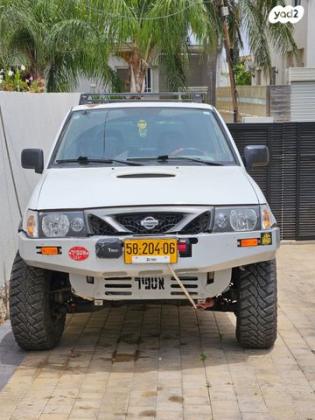 ניסאן טראנו קצר 4X4 ידני 2.4 (124 כ''ס) בנזין 1995 למכירה בזמר