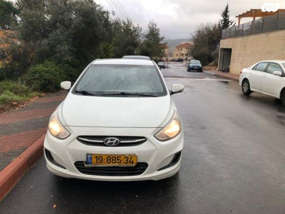 יונדאי i25 Inspire אוט' 1.6 (124 כ"ס) בנזין 2015 למכירה בעלי