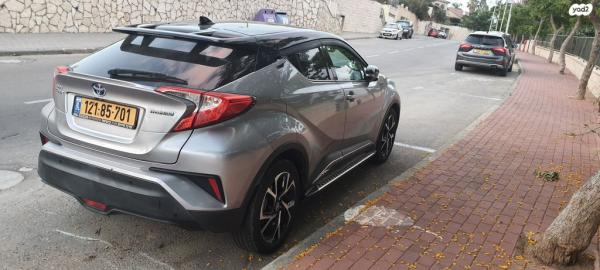 טויוטה C-HR Chic הייבריד אוט' 1.8 (98 כ"ס) בנזין 2018 למכירה באלפי מנשה