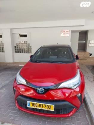 טויוטה C-HR Chic הייבריד אוט' 1.8 (98 כ"ס) בנזין 2020 למכירה בחיפה