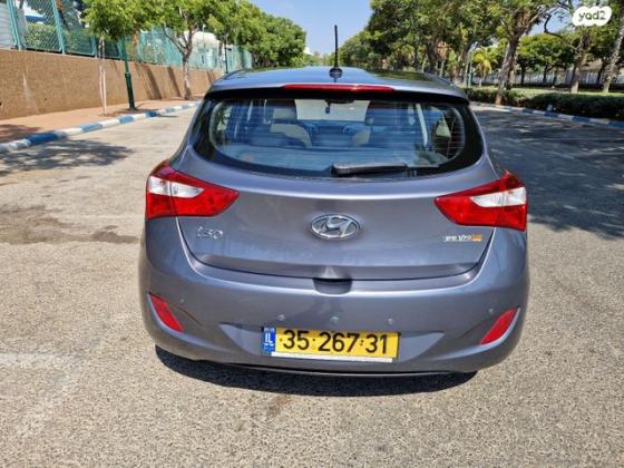 יונדאי i30 Premium אוט' 1.6 (135 כ''ס) בנזין 2014 למכירה ברעננה