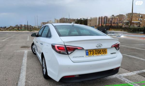 יונדאי סונטה הייבריד Premium הייבריד אוט' 2.0 (154 כ"ס) בנזין 2017 למכירה בחיפה