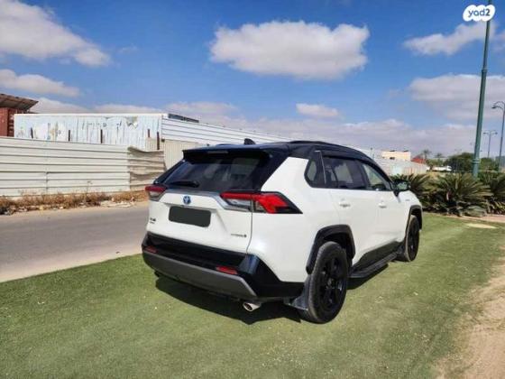 טויוטה RAV4 הייבריד E-motion Sky הייבריד אוט' 2.5 (178 כ''ס) בנזין 2021 למכירה בבאר שבע