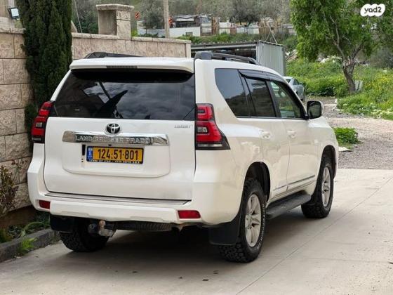 טויוטה לנד קרוזר ארוך 4X4 Luxury אוט' דיזל 7 מק' 2.8 (177 כ"ס) דיזל 2018 למכירה בריינה