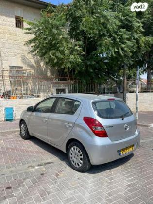 יונדאי i20 Inspire אוט' 1.6 (126 כ"ס) בנזין 2010 למכירה בירושלים