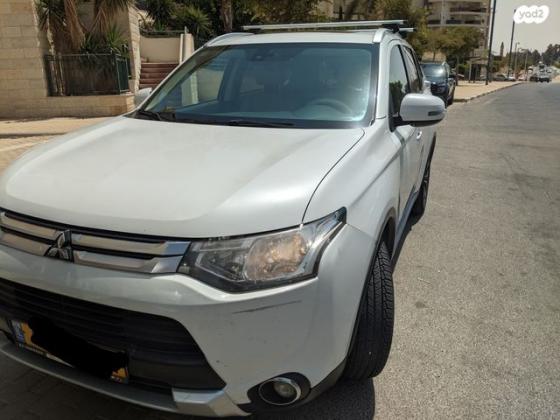 מיצובישי אאוטלנדר 4X4 Limited אוט' 7 דיזל מק' 2.3 (150 כ"ס) דיזל 2014 למכירה בבאר שבע