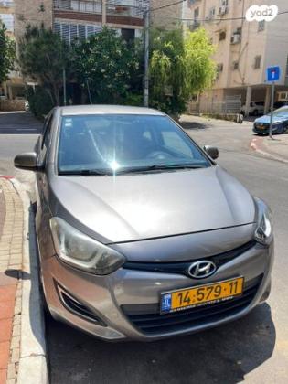 יונדאי i20 Insight אוט' 1.4 (100 כ"ס) בנזין 2013 למכירה בראשון לציון