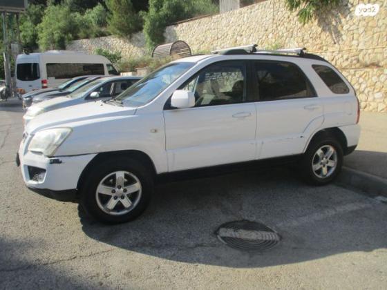 קיה ספורטז' 4X4 LX אוט' 2.7 (175 כ''ס) בנזין 2010 למכירה בירושלים