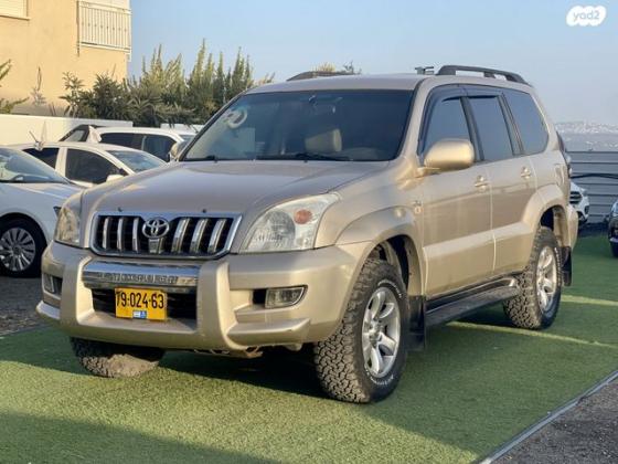 טויוטה לנד קרוזר ארוך 4X4 Luxury אוט' דיזל 8 מק' 3.0 (173 כ''ס) דיזל 2008 למכירה בכפר מנדא