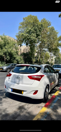 יונדאי i30 Inspire אוט' 1.6 (135 כ"ס) בנזין 2014 למכירה בירושלים