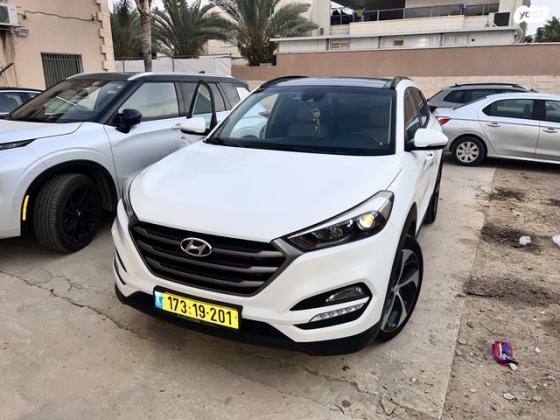 יונדאי טוסון Luxury אוט' בנזין 2.0 (155 כ"ס) בנזין 2018 למכירה בבאר שבע