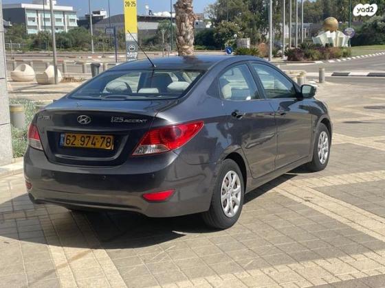 יונדאי i25 Inspire אוט' 1.6 (124 כ"ס) בנזין 2011 למכירה בנתניה