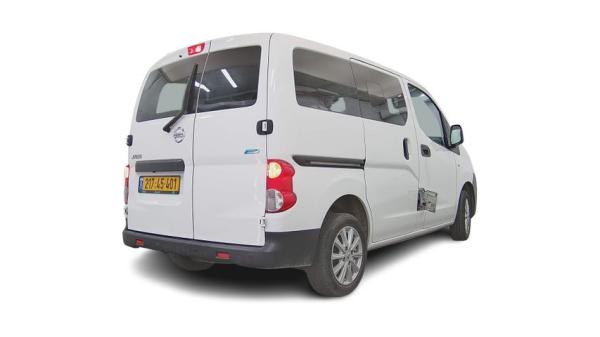 ניסאן NV200 Combi ידני דיזל 5 מק' 1.5 (90 כ''ס) דיזל 2018 למכירה ב