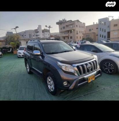 טויוטה לנד קרוזר קצר 4X4 Luxury אוט' דיזל 2.8 (177 כ"ס) דיזל 2017 למכירה בכרמיאל