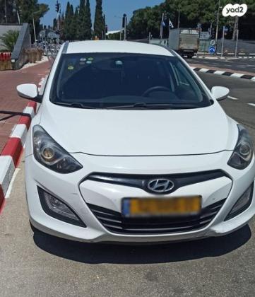 יונדאי i30 Inspire סטיישן אוט' 1.6 (135 כ"ס) בנזין 2013 למכירה בשוהם