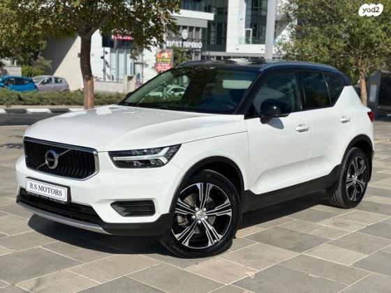 וולוו XC40 T4 Momentum with Leather אוט' 2.0 (190 כ''ס) בנזין 2020 למכירה בחולון