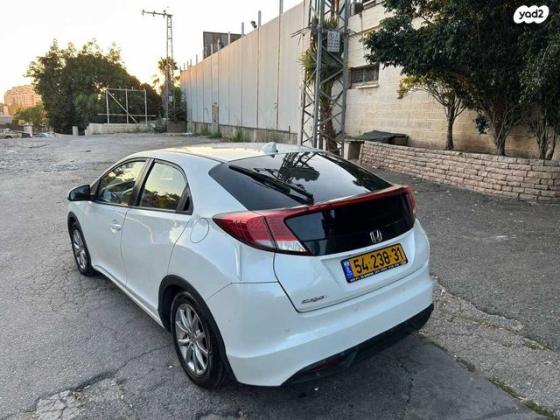 הונדה סיוויק האצ'בק החדשה Comfort אוט' 1.8 (142 כ''ס) בנזין 2014 למכירה בבית שמש