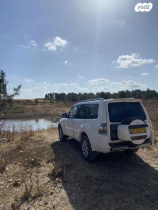 מיצובישי פג'רו ארוך 4X4 Desert אוט' דיזל 7 מק' 3.2 (200 כ"ס) דיזל 2011 למכירה בבאר שבע