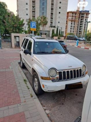 ג'יפ / Jeep צ'ירוקי 4X4 Sport S.A אוט' 3.7 (204 כ''ס) בנזין 2007 למכירה בראשון לציון