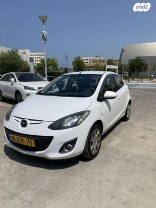 מאזדה H Dynamic אוט' 1.5 (103 כ"ס) בנזין 2013 למכירה בראש העין