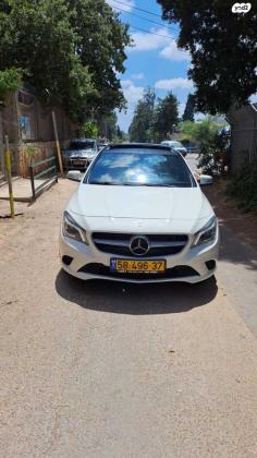 מרצדס CLA CLA200 Urban אוט' 1.6 (156 כ"ס) בנזין 2016 למכירה בפרדס חנה כרכור