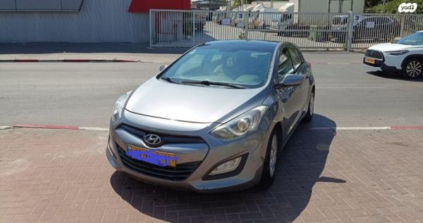 יונדאי i30 Inspire אוט' 1.6 (135 כ"ס) בנזין 2013 למכירה בראשון לציון