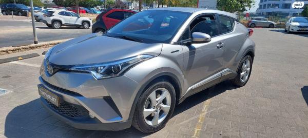 טויוטה C-HR City הייבריד אוט' 1.8 (98 כ"ס) בנזין 2019 למכירה ברעננה