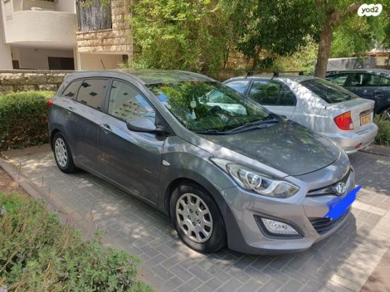 יונדאי i30 Inspire סטיישן אוט' 1.6 (135 כ"ס) בנזין 2014 למכירה בכפר סבא