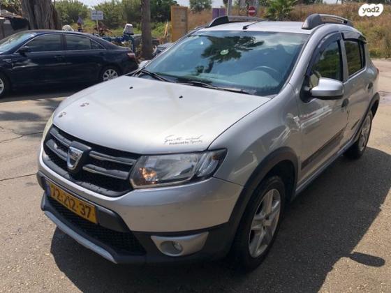 דאצ'יה סנדרו Stepway Laureate אוט' טורבו בנזין 0.9 (90 כ"ס) בנזין 2016 למכירה בפתח תקווה