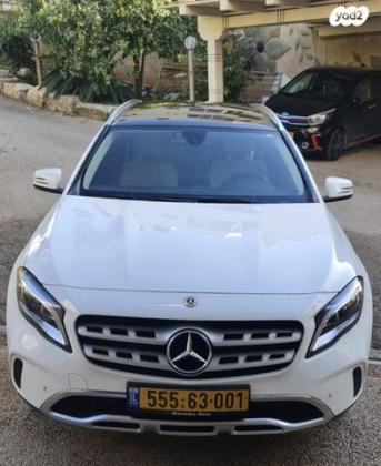 מרצדס GLA 4X4 GLA220 4MATIC Urban אוט' 2.0 (184 כ"ס) בנזין 2018 למכירה בנצרת