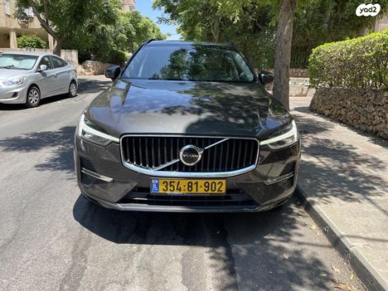 וולוו XC60 B5 Momentum אוט' 2.0 (250 כ''ס) בנזין 2022 למכירה בעין זיוון