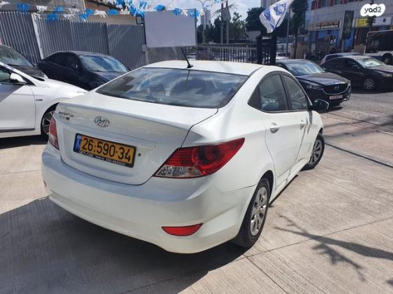 יונדאי i25 Inspire אוט' 1.4 (100 כ''ס) בנזין 2015 למכירה בגבעתיים