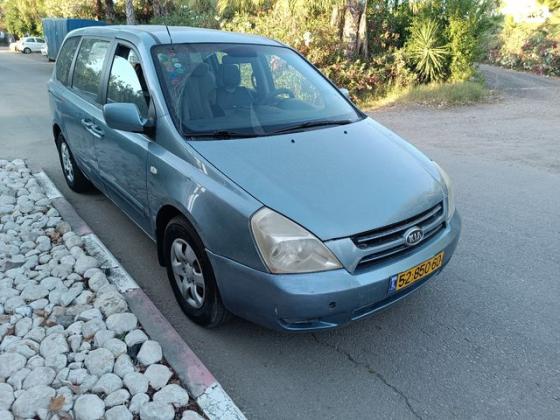 קיה קרניבל LX אוט' דיזל 7 מק' 2.9 (185 כ''ס) דיזל 2007 למכירה בניצני עוז