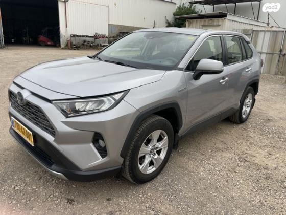 טויוטה RAV4 הייבריד E-xperience הייבריד 5 דל' אוט' 2.5 (178 כ''ס) בנזין 2019 למכירה בנתניה