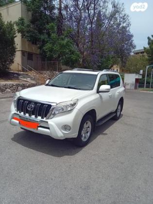 טויוטה לנד קרוזר ארוך 4X4 Luxury אוט' דיזל 7 מק' 3.0 (190 כ''ס) דיזל 2015 למכירה בכרמיאל