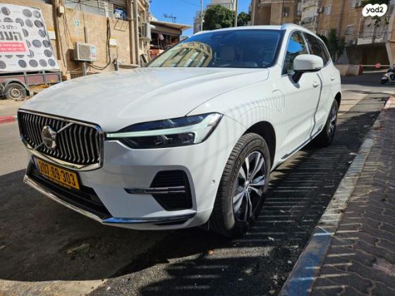 וולוו XC60 4X4 T8 Inscription הייבריד אוט' 2.0 (455 כ''ס) היברידי חשמל / בנזין 2022 למכירה בבני ברק