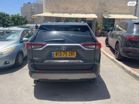 טויוטה RAV4 ארוך 4X2 Experience אוט' 2.0 (175 כ''ס) בנזין 2019 למכירה באשדוד