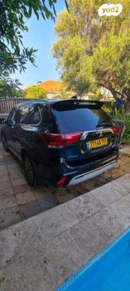 מיצובישי אאוטלנדר PHEV 4X4 Luxury הייבריד אוט' 5 מק' 2.4 (135 כ''ס) היברידי חשמל / בנזין 2019 למכירה בחדרה