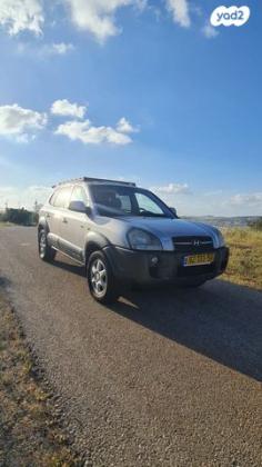 יונדאי טוסון 4X4 GLS אוט' דיזל 2.0 (112 כ''ס) דיזל 2005 למכירה באריאל