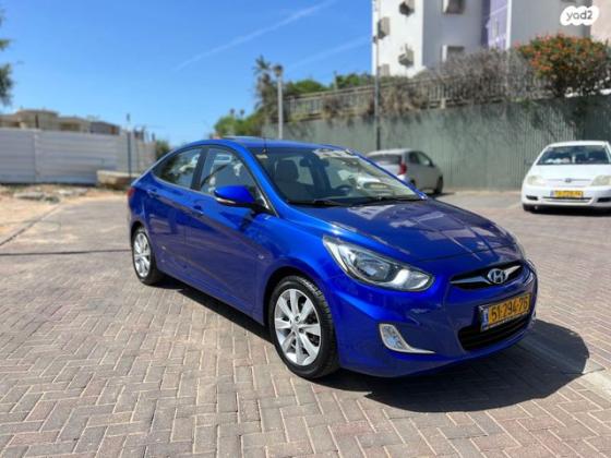 יונדאי i25 Premium אוט' 1.6 (124 כ"ס) בנזין 2011 למכירה באור יהודה