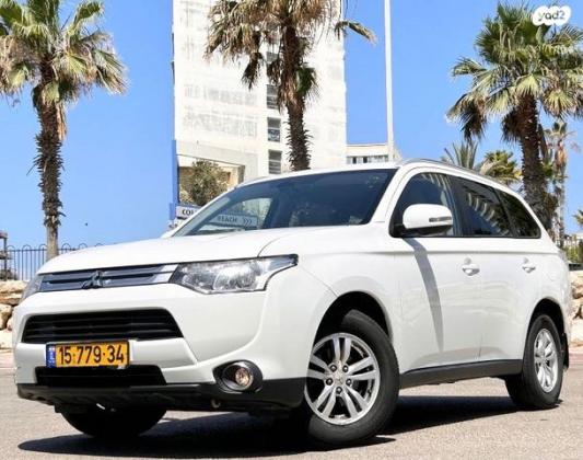 מיצובישי אאוטלנדר Instyle SR אוט' 7 מק' 2.0 (150 כ''ס) בנזין 2015 למכירה בראשון לציון