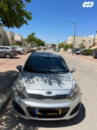 קיה ריו LX הצ'בק ידני 1.2 (82 כ''ס) בנזין 2014 למכירה בפדואל