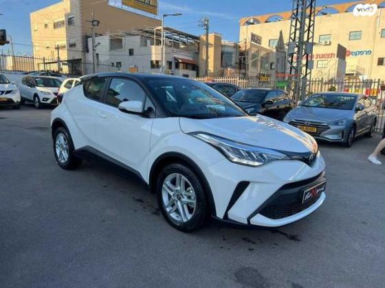 טויוטה C-HR Flow הייבריד אוט' 1.8 (98 כ"ס) בנזין 2023 למכירה במעיליא